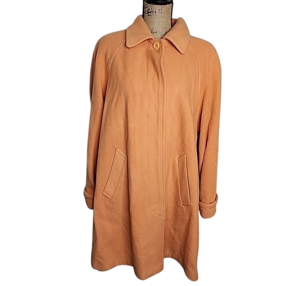 Moppy Vintage Cashmere & Wool Cape Coat – US Size 12 – Timeless Vintage Elegance - Picture 3 of 10